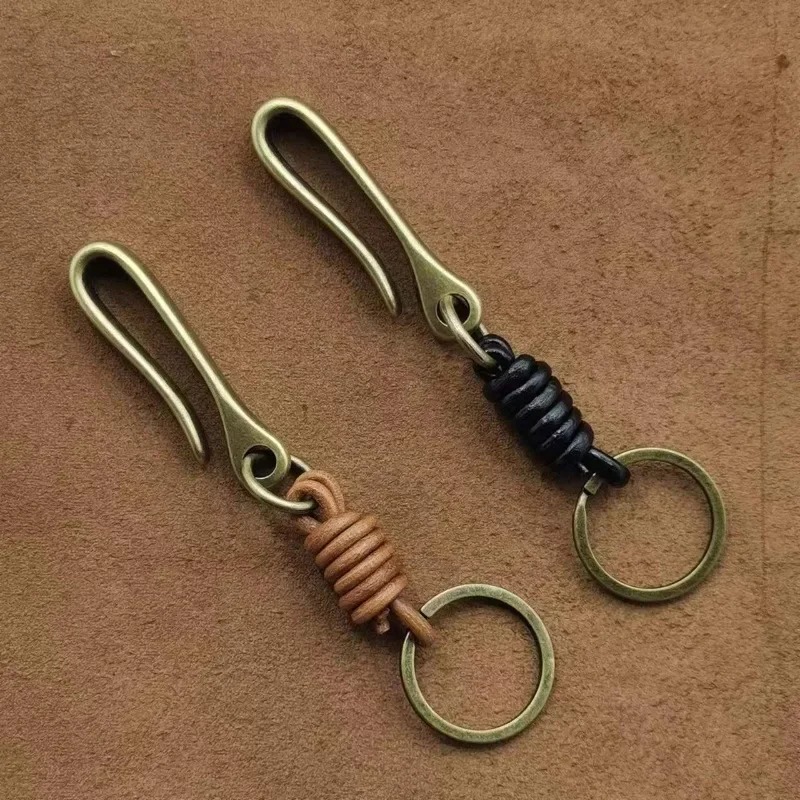 Men'S Accessories On Sale - Handgewebter Schlüsselanhänger aus echtem Leder für